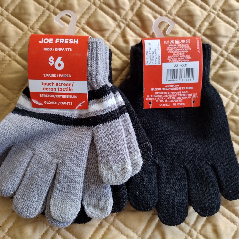 4/$20 Joe Fresh Kids' Touchscreen Gloves - Black and Gray